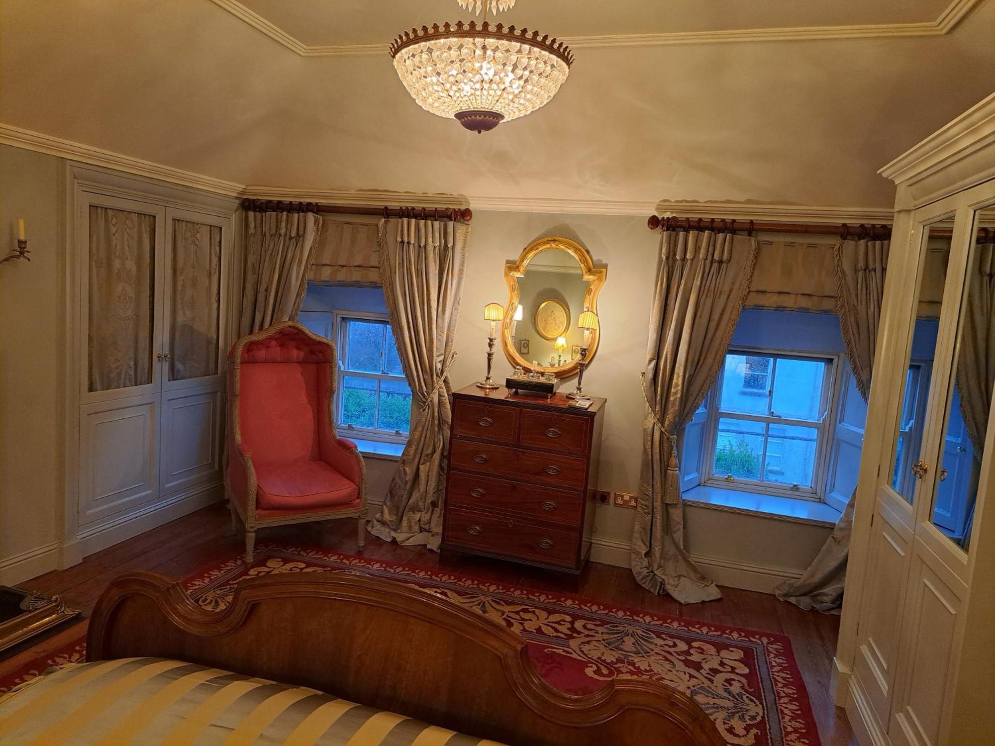 Collon House Bed & Breakfast Room photo